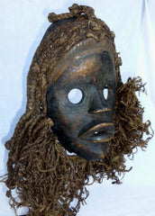 Bagle Mask with Cowriess & Cloth